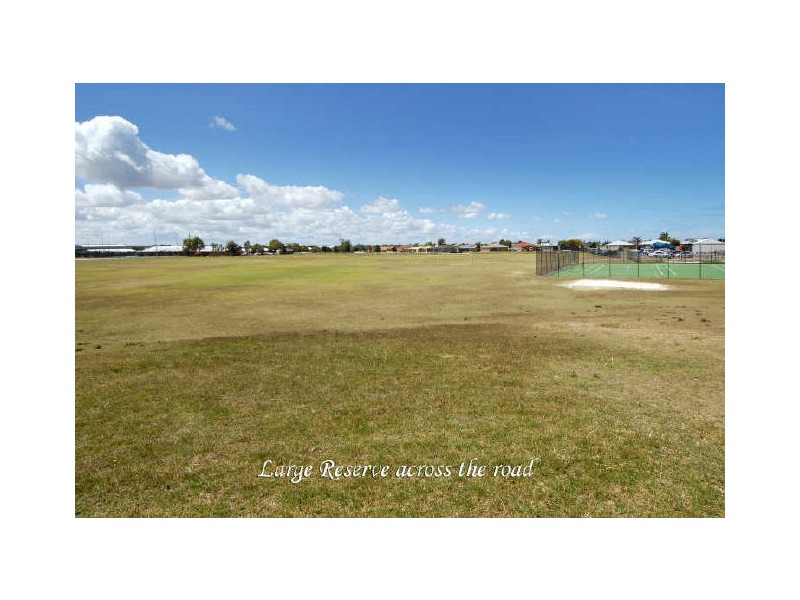 41 Swallowtail Pde, Warnbro WA 6169