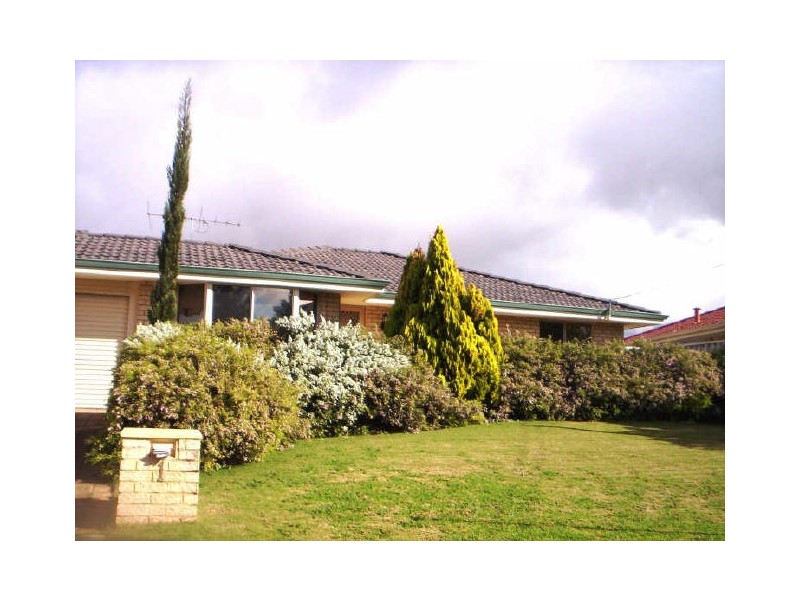 1 Helena Road, Cooloongup WA 6168
