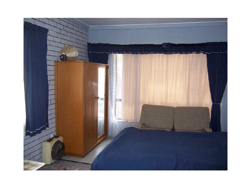 146 Safety Bay Road, Shoalwater WA 6169