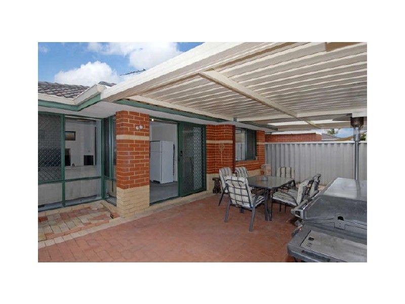 8/6 Elanora Drive, Cooloongup WA 6168