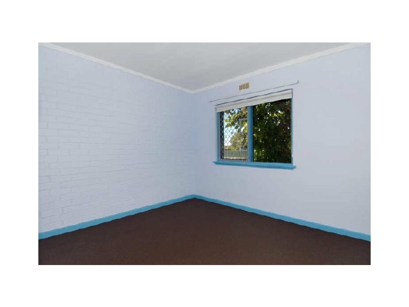8/15 Corvus Place, Rockingham WA 6168