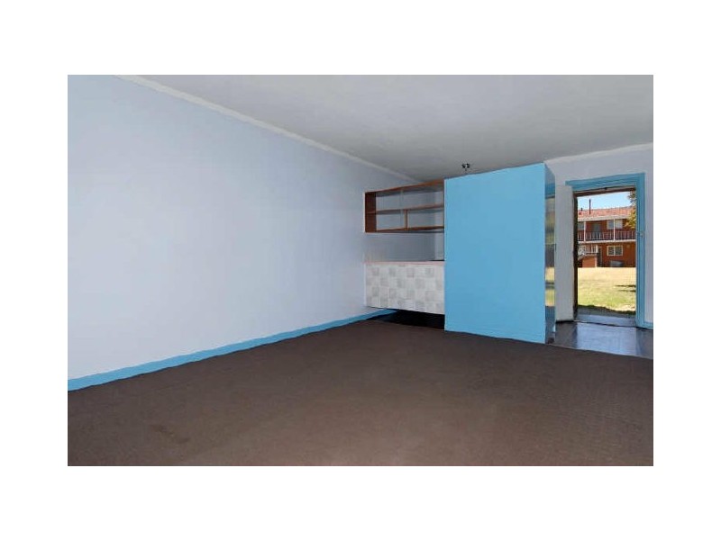 8/15 Corvus Place, Rockingham WA 6168