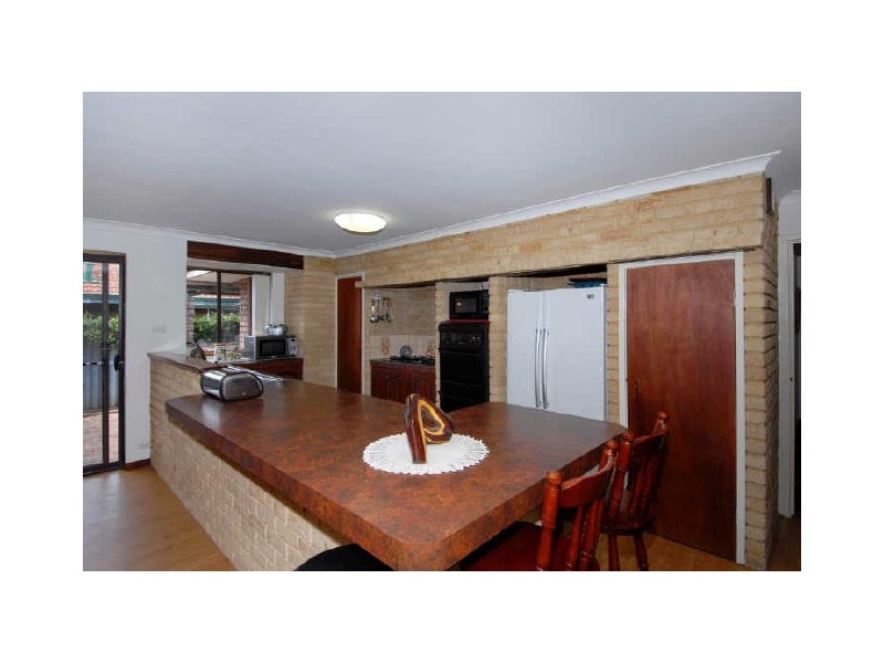 30 Malibu Road, Safety Bay WA 6169