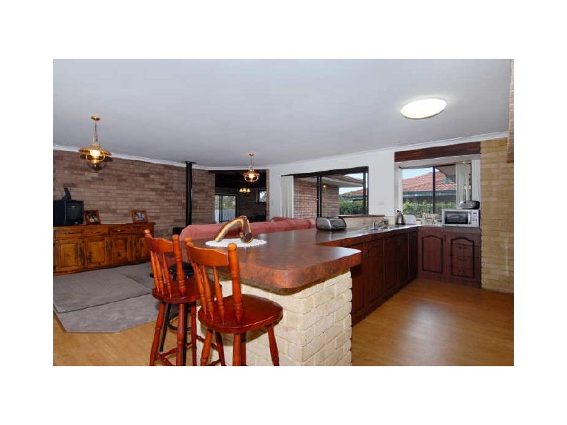 30 Malibu Road, Safety Bay WA 6169