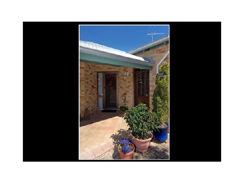 64 Lake Street, Rockingham WA 6168