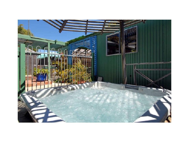 64 Lake Street, Rockingham WA 6168