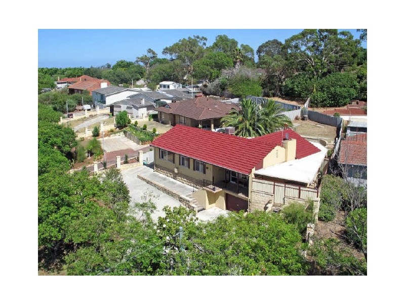 23 Heylmore Road, Medina WA 6167