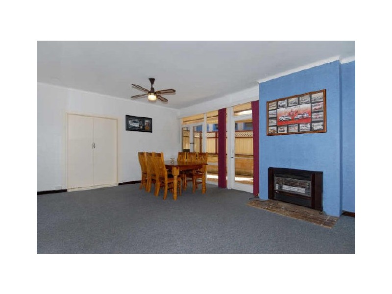 23 Heylmore Road, Medina WA 6167