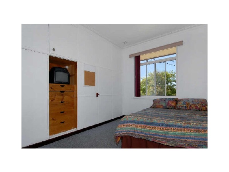 23 Heylmore Road, Medina WA 6167