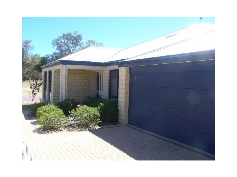 1 Lancelin Way, Erskine WA 6210