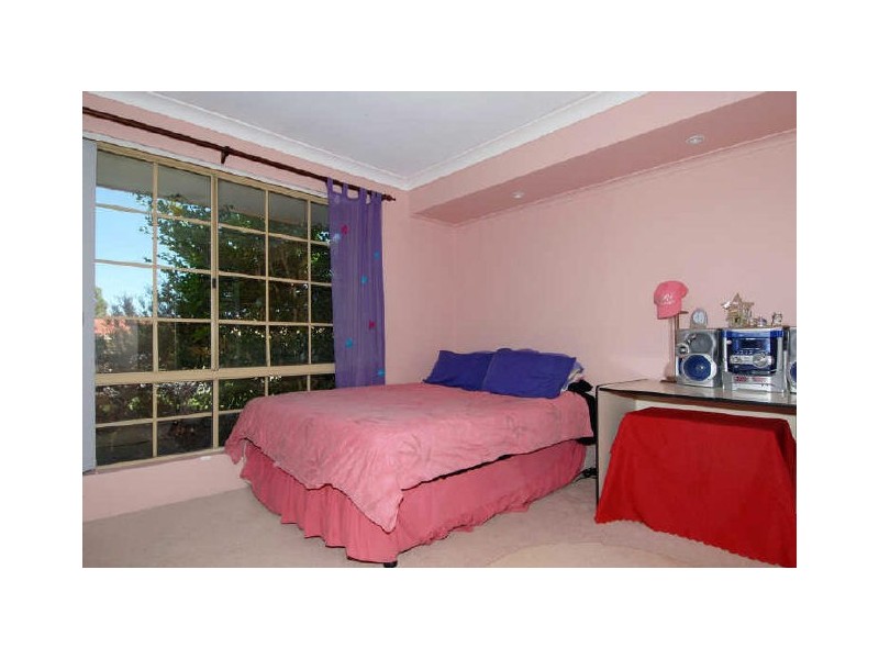 7 Noumea Place, Waikiki WA 6169