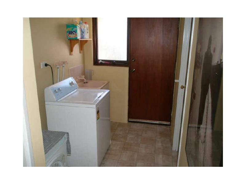 7 Noumea Place, Waikiki WA 6169