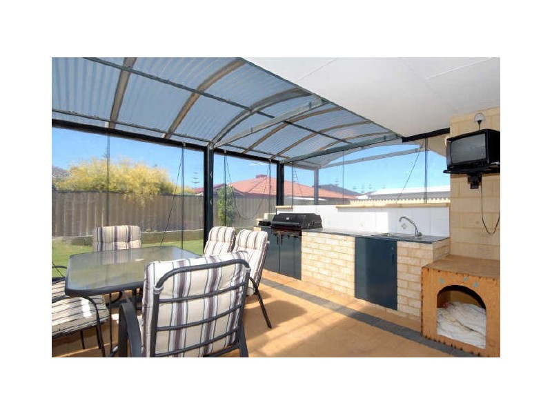 17 Riviera Vista, Port Kennedy WA 6172