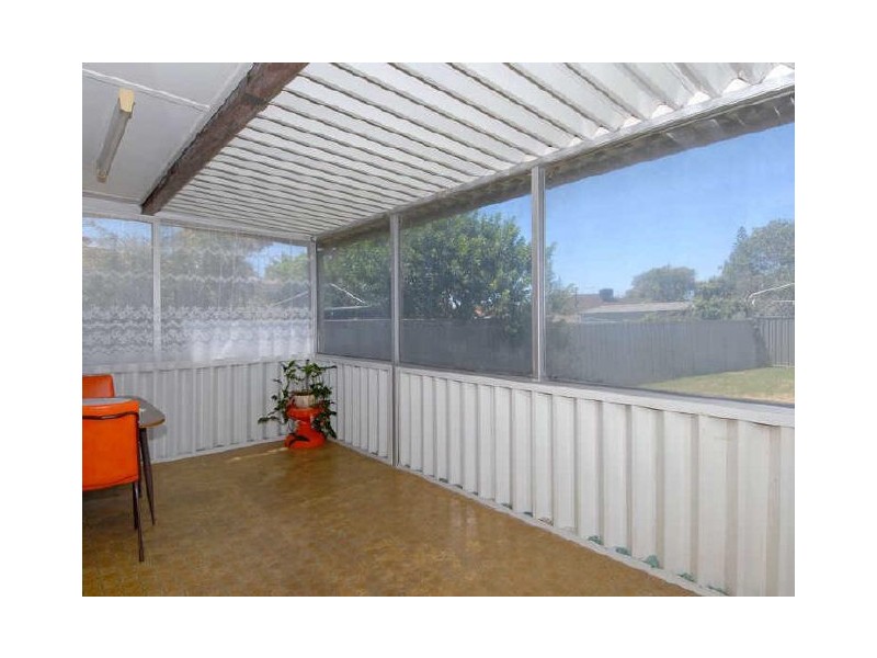 1/51A Thorpe Street, Rockingham WA 6168