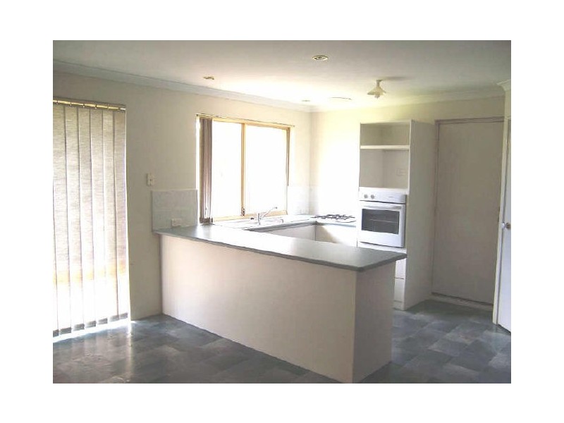 124 Grand Ocean Blvd, Port Kennedy WA 6172