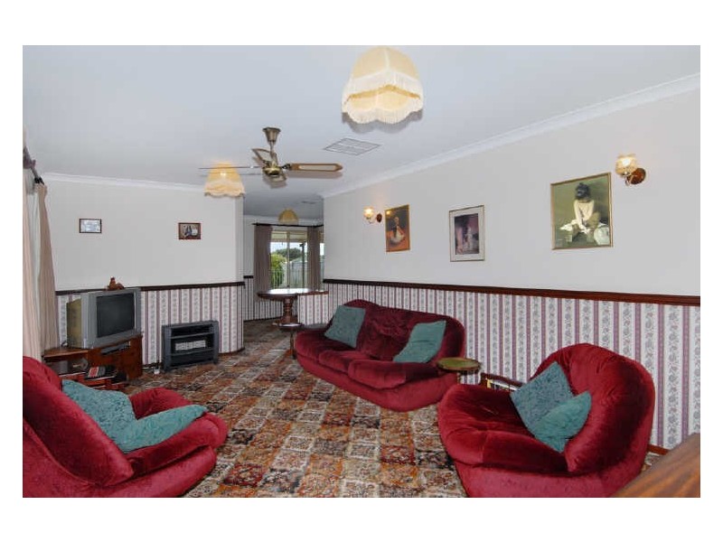 1 Welch Way, Warnbro WA 6169