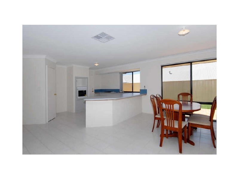 17 Cleland Crescent, Baldivis WA 6171