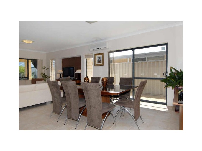 10 Olympic Place, Rockingham WA 6168