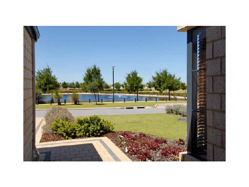 10 Olympic Place, Rockingham WA 6168