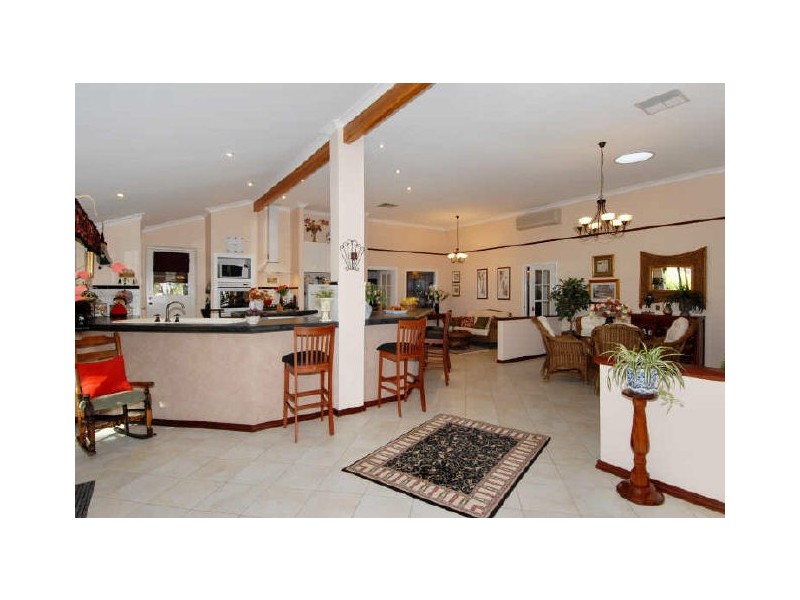 10 Fathom Ramble, Waikiki WA 6169