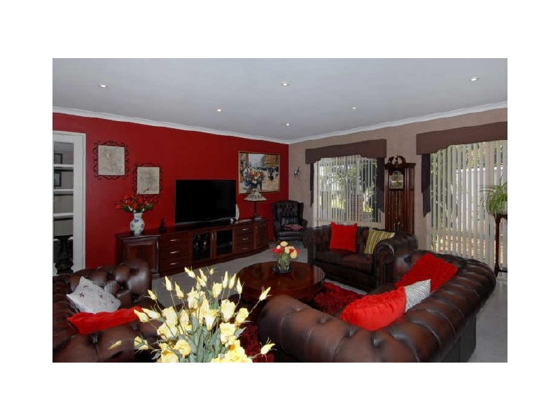 10 Fathom Ramble, Waikiki WA 6169