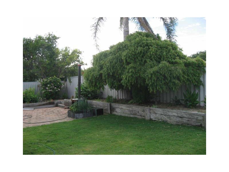 26 Kerswell Way, Warnbro WA 6169