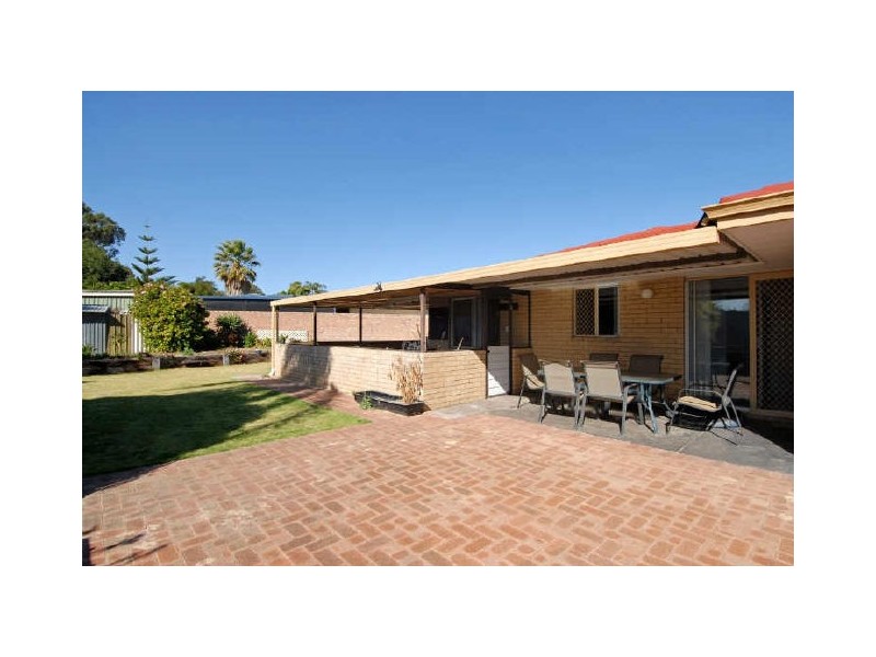 26 Kerswell Way, Warnbro WA 6169