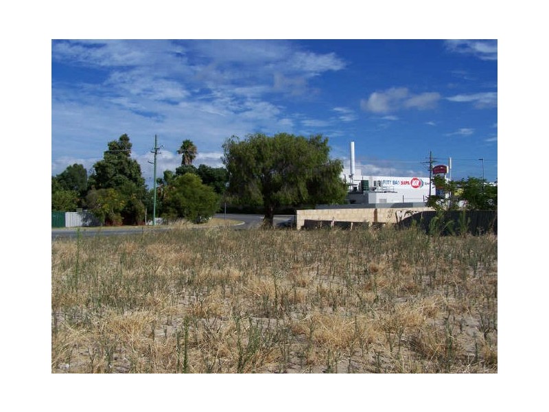 128 Safety Bay Road, Shoalwater WA 6169