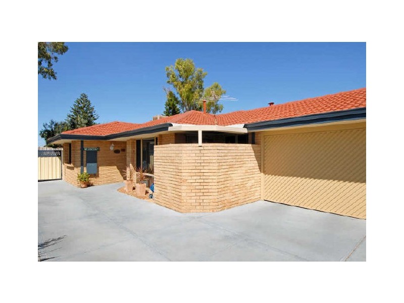 1/18A Vaux Street, Rockingham WA 6168