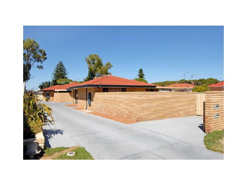 2/18a Vaux Street, Rockingham WA 6168