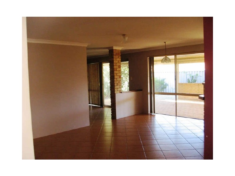 1 Hilo Place, Warnbro WA 6169