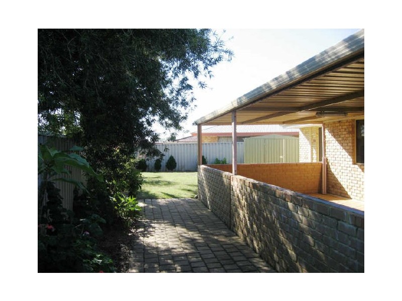 1 Hilo Place, Warnbro WA 6169