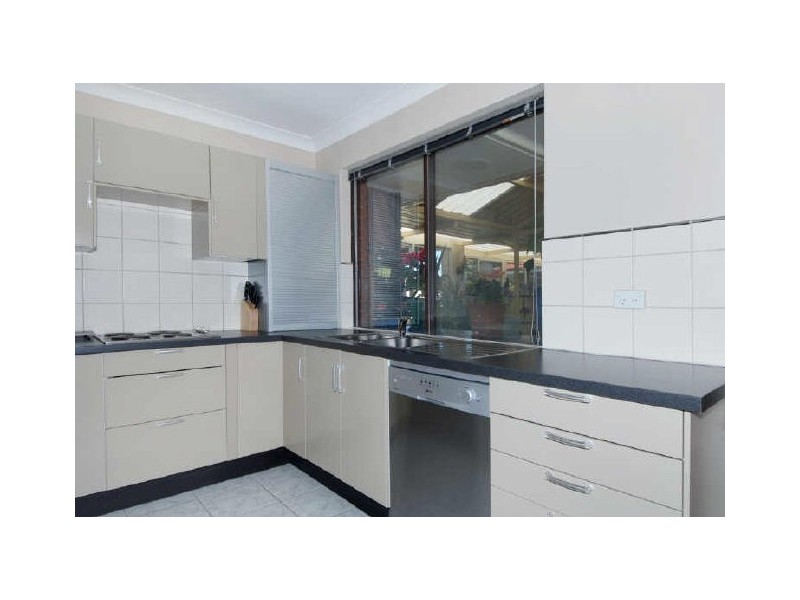 3 Montego Close, Safety Bay WA 6169