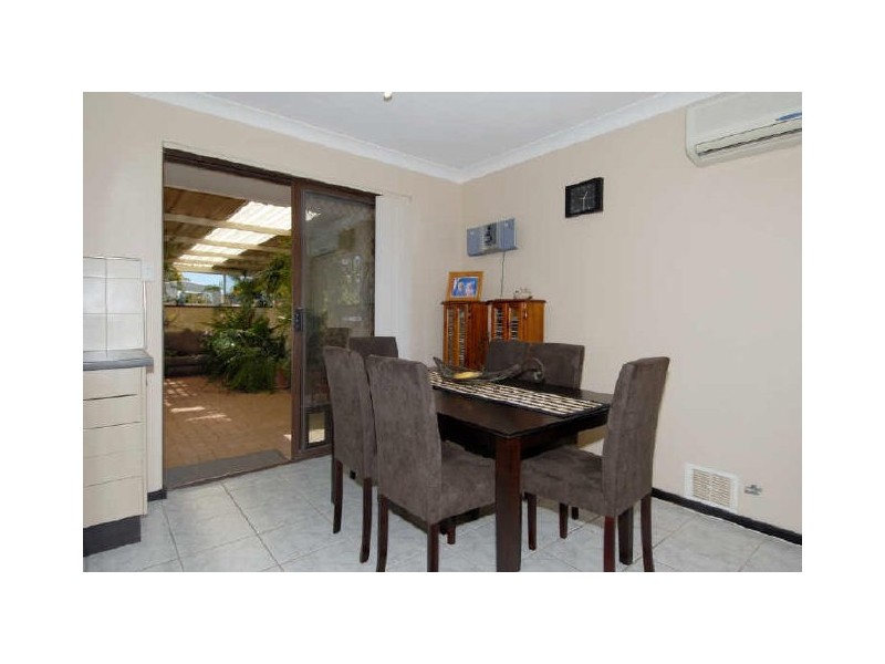 3 Montego Close, Safety Bay WA 6169