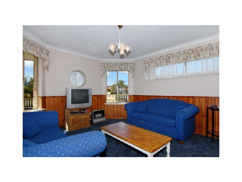 120 Woodbridge Drive, Cooloongup WA 6168