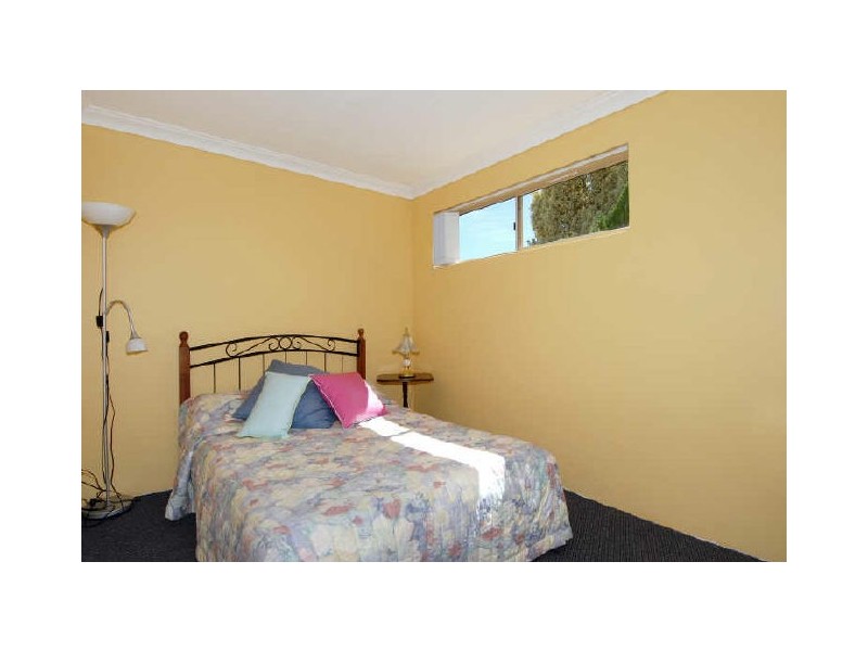 120 Woodbridge Drive, Cooloongup WA 6168