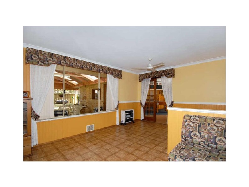 120 Woodbridge Drive, Cooloongup WA 6168