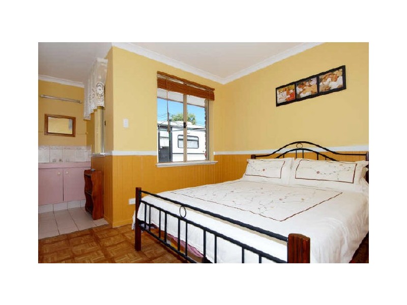 120 Woodbridge Drive, Cooloongup WA 6168