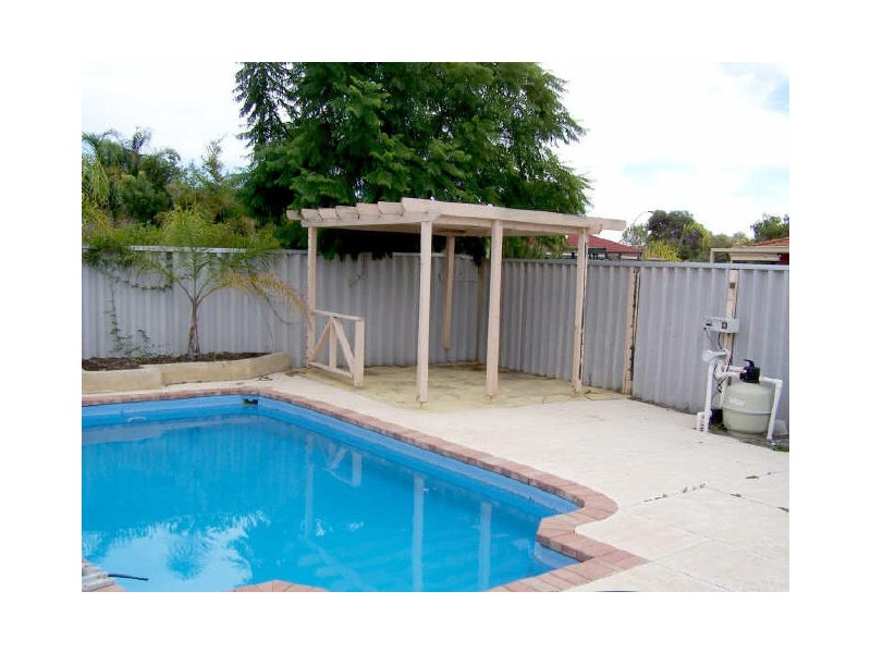 15 Harding Close, Waikiki WA 6169