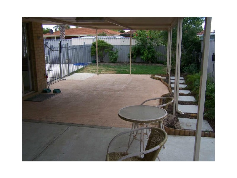 15 Harding Close, Waikiki WA 6169