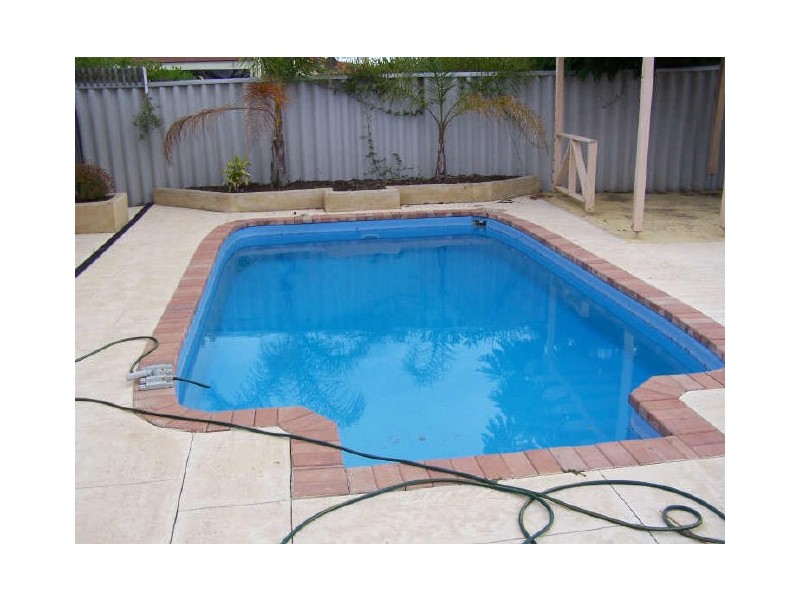 15 Harding Close, Waikiki WA 6169