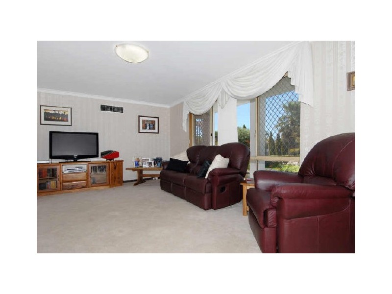 3 Quindalup Court, Hillman WA 6168