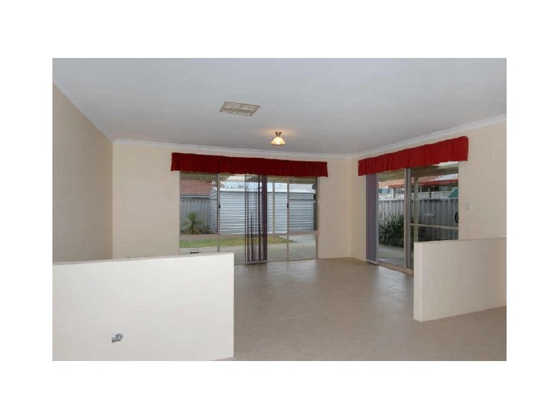 50 Elanora Drive, Cooloongup WA 6168