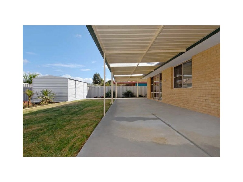 50 Elanora Drive, Cooloongup WA 6168