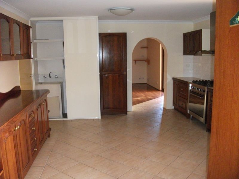 77 Council Avenue, Rockingham WA 6168