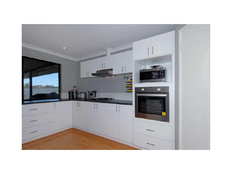 16 Starflower Way, Baldivis WA 6171