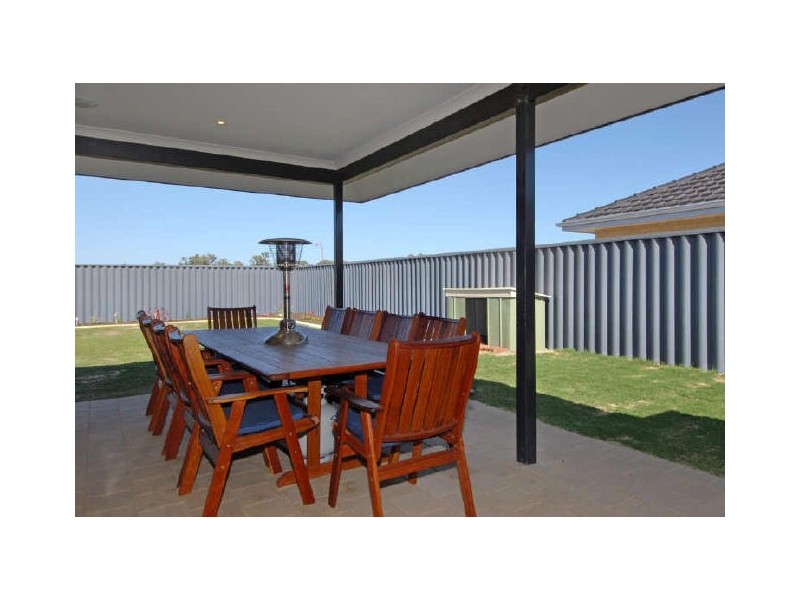 16 Starflower Way, Baldivis WA 6171