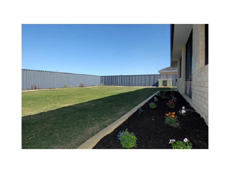 16 Starflower Way, Baldivis WA 6171