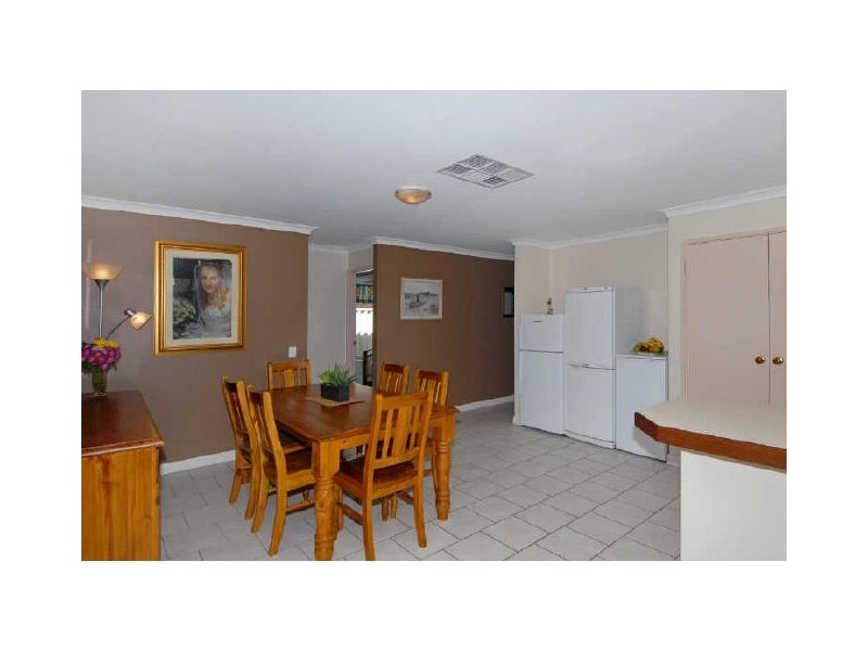 10 Rubida Close, Greenfields WA 6210