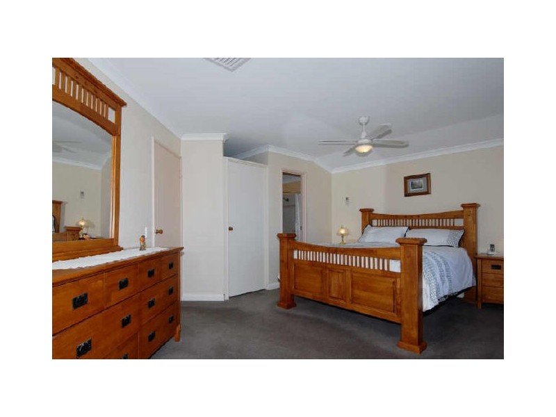 10 Rubida Close, Greenfields WA 6210